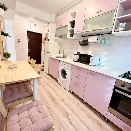 Summer Apartment *
