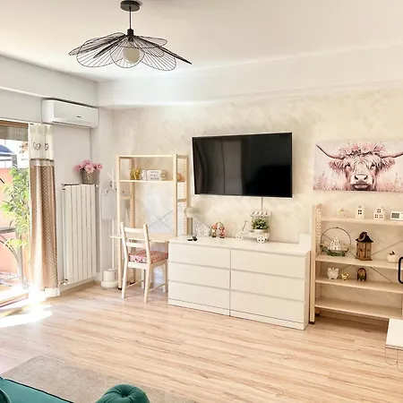 Summer Апартаменти Констанца