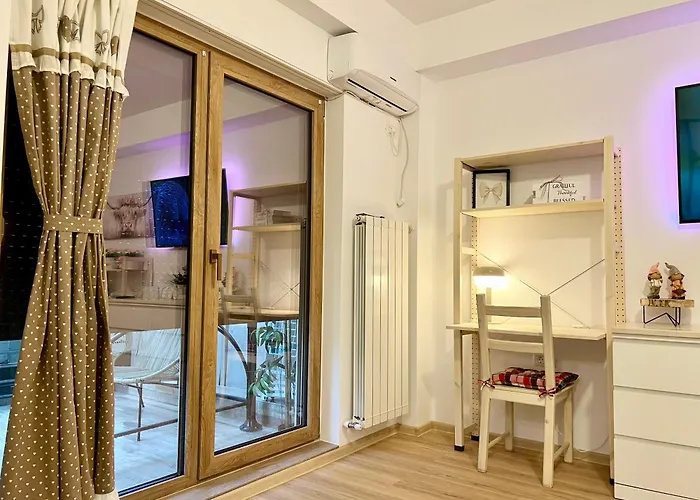 Summer アパート コンスタンツァ